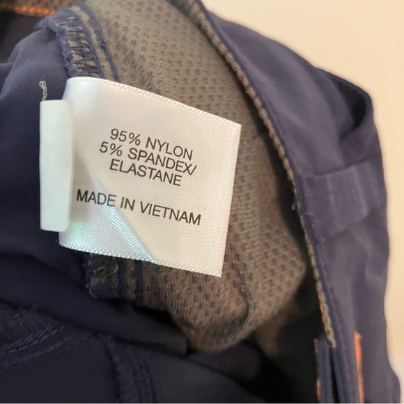 Orvis Womens Nylon Blend Outdoor Hiking Capri Pants Shorts Navy Size 6 Camping - Picture 4 of 7